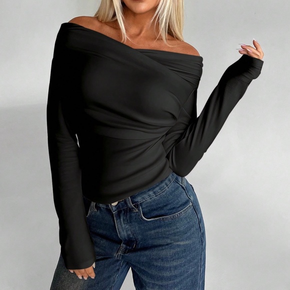 Tops - Solid Ruched Off Shoulder Fitted Long Sleeve Top